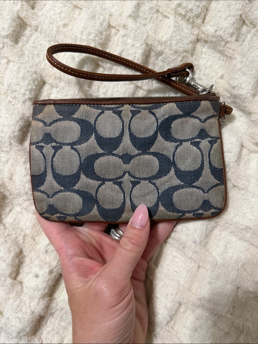 Coach Brown Leather & Navy Signature Canvas Wristlet - Picture 4 of 6